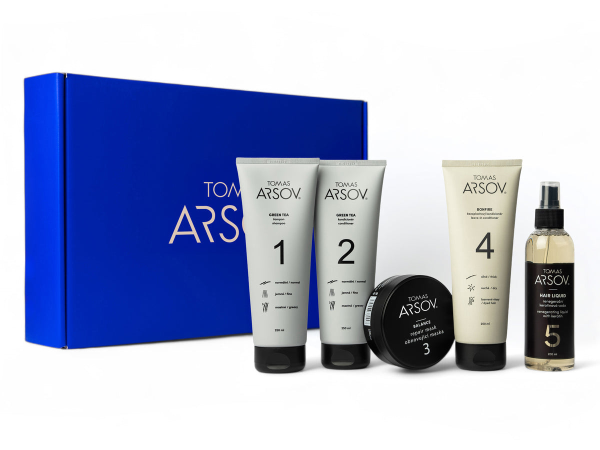 Gift-wrapped GREEN TEA Set for sensitive scalp and weakened hair