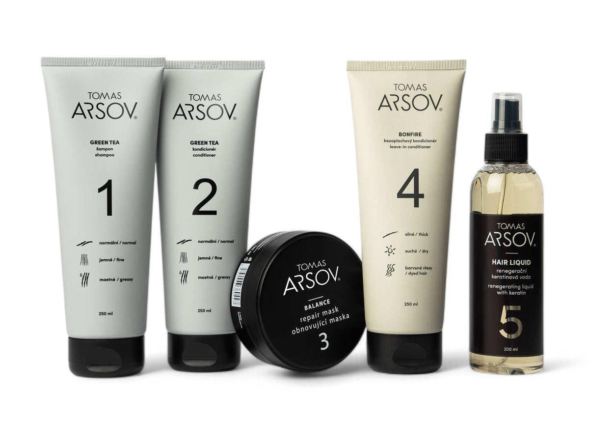 Gift-wrapped GREEN TEA Set for sensitive scalp and weakened hair