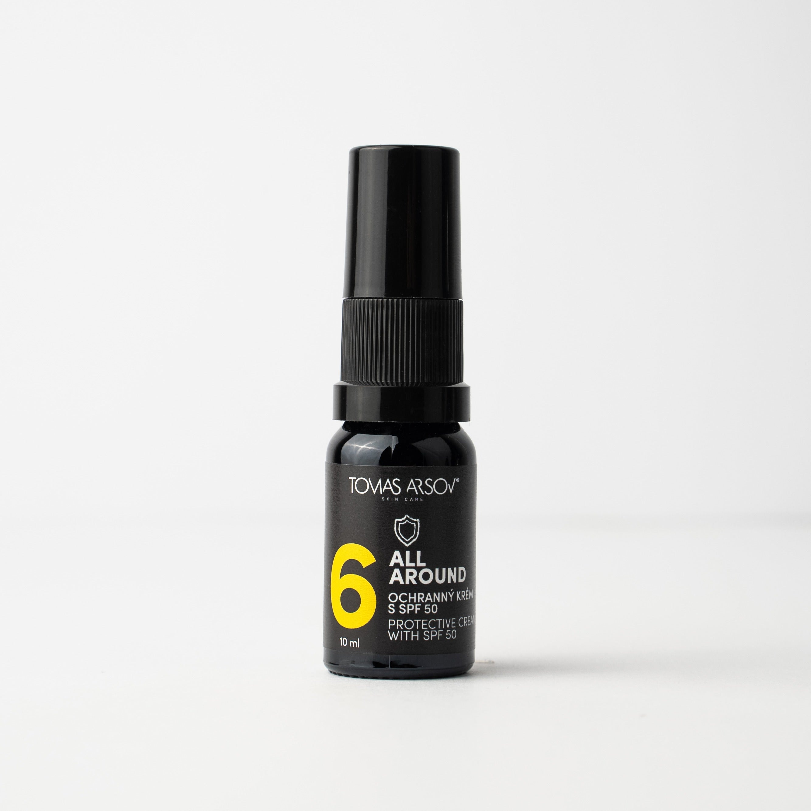 ALL-AROUND Овлажняващ и защитен крем със слънцезащитен фактор SPF 50