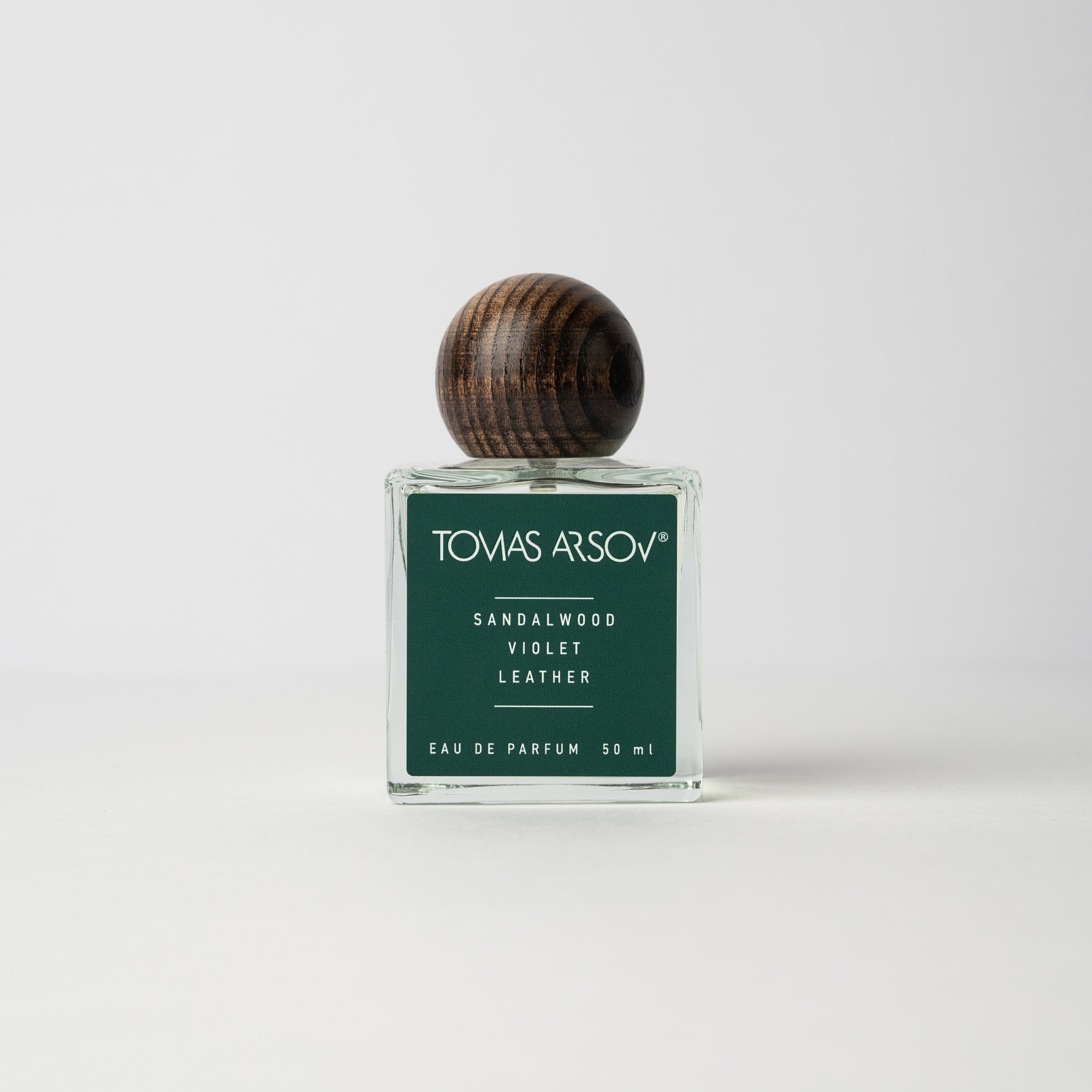 Парфюм от сандалово дърво и виолетка